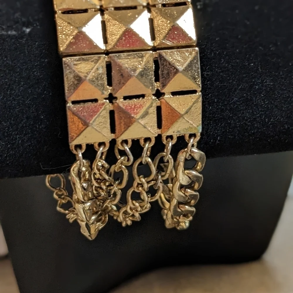Gold Tone‎ Link Stretch Cuff Bracelet